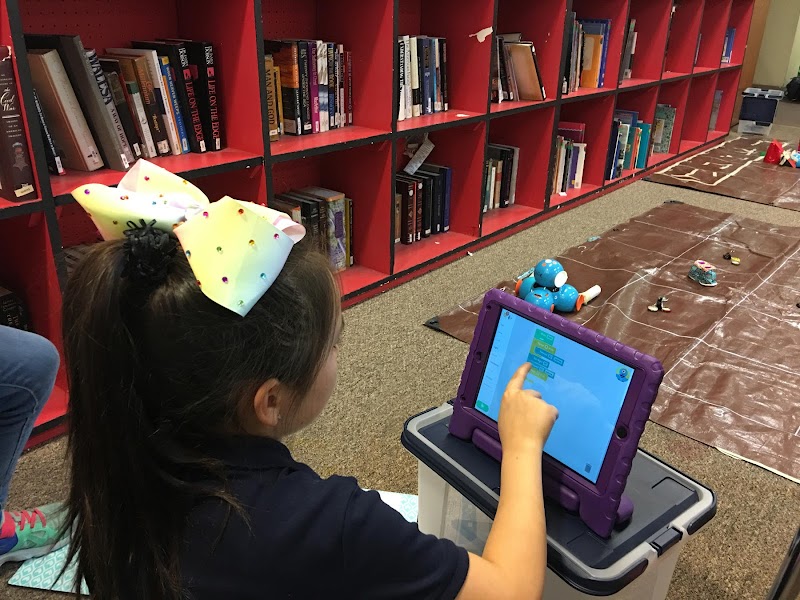 Galaxy Kids Code Club photo 2