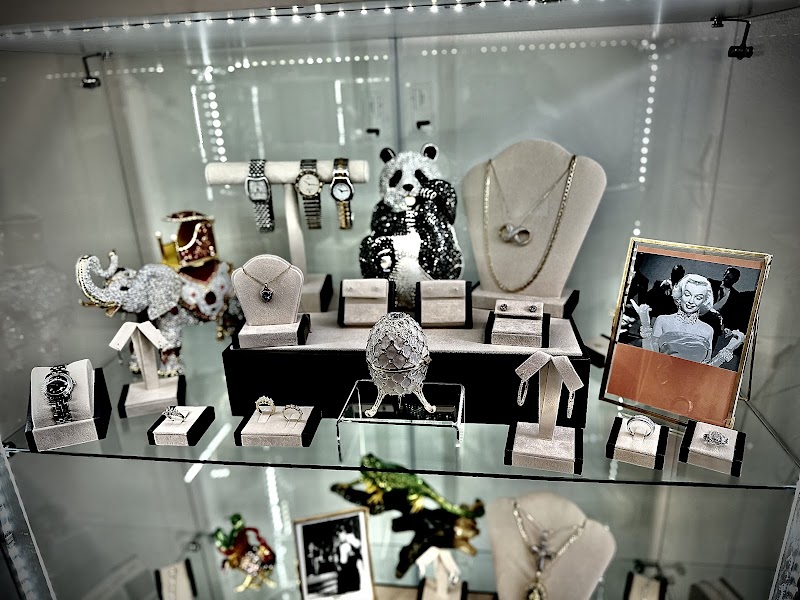 Valencia Jewelry and Watch Battery photo 5