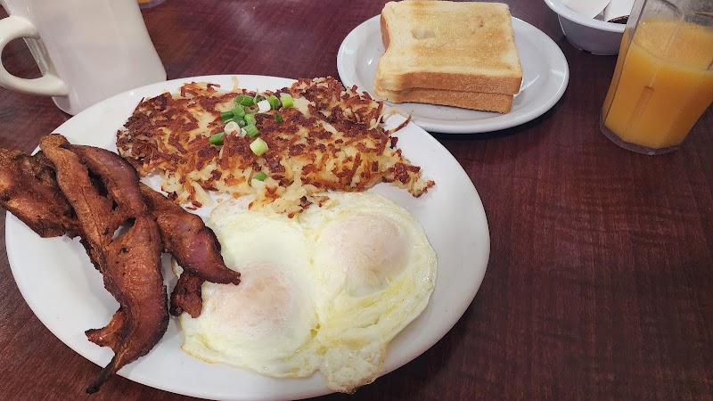 Zini's Diner photo 3