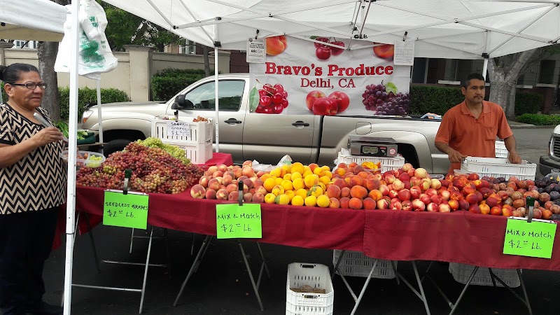 Hayward Farmers Market photo 2
