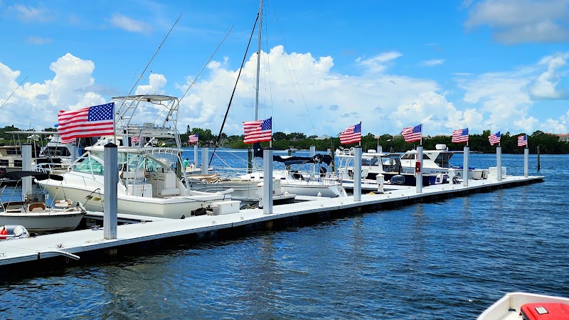 Miss Vicki's On The River photo 3