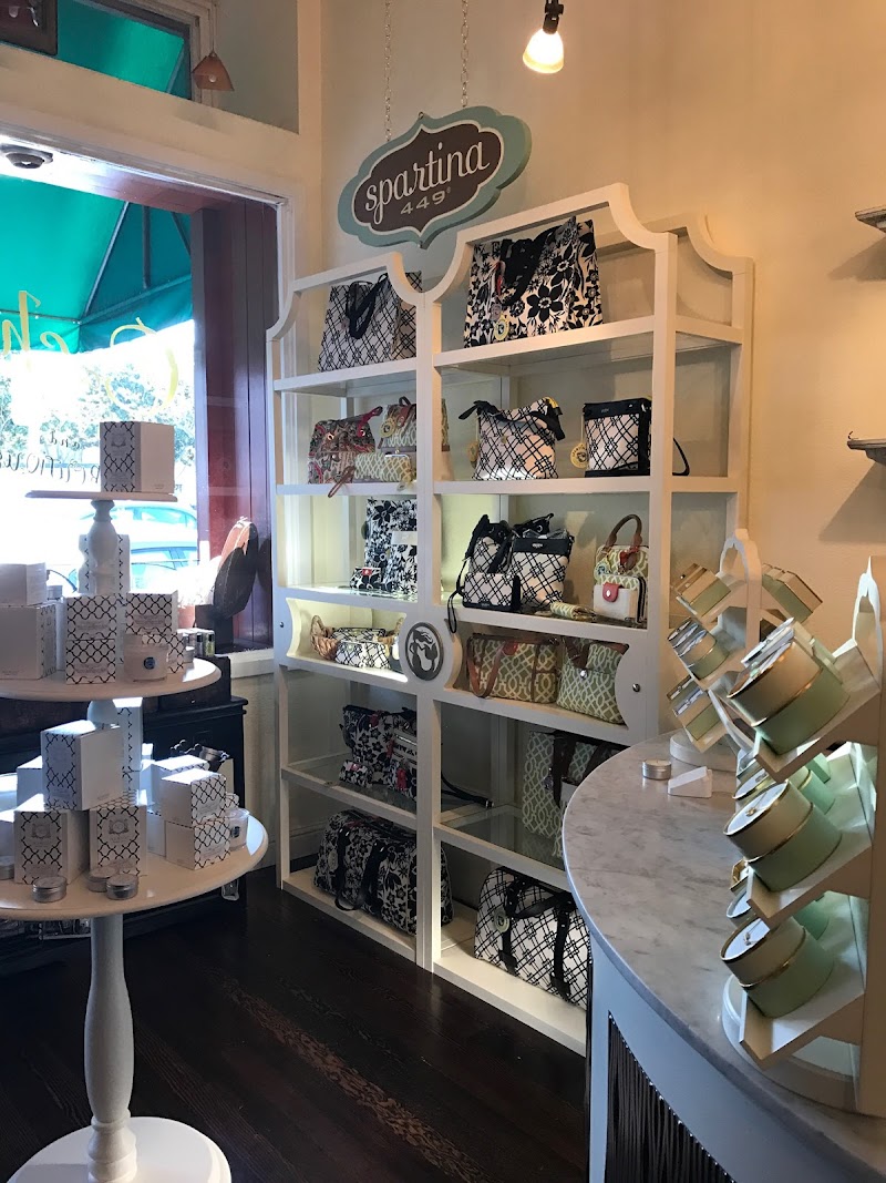 Cache Salon photo 2