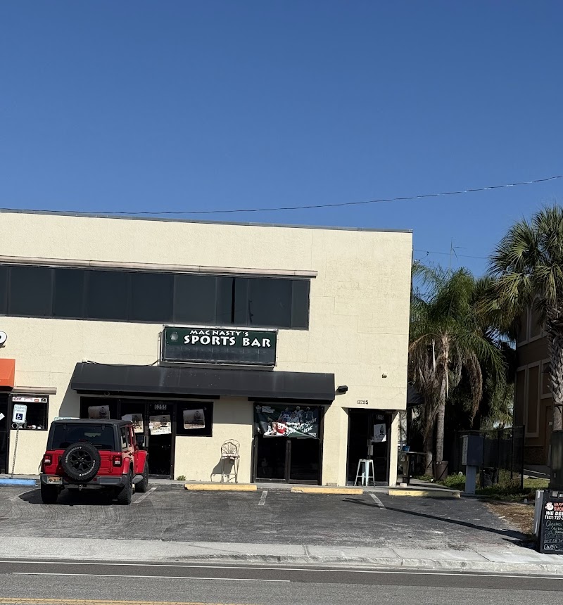 MacNasty's Sports Bar & Grill photo 3