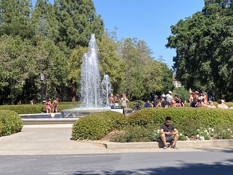 Tanner Fountain photo 3