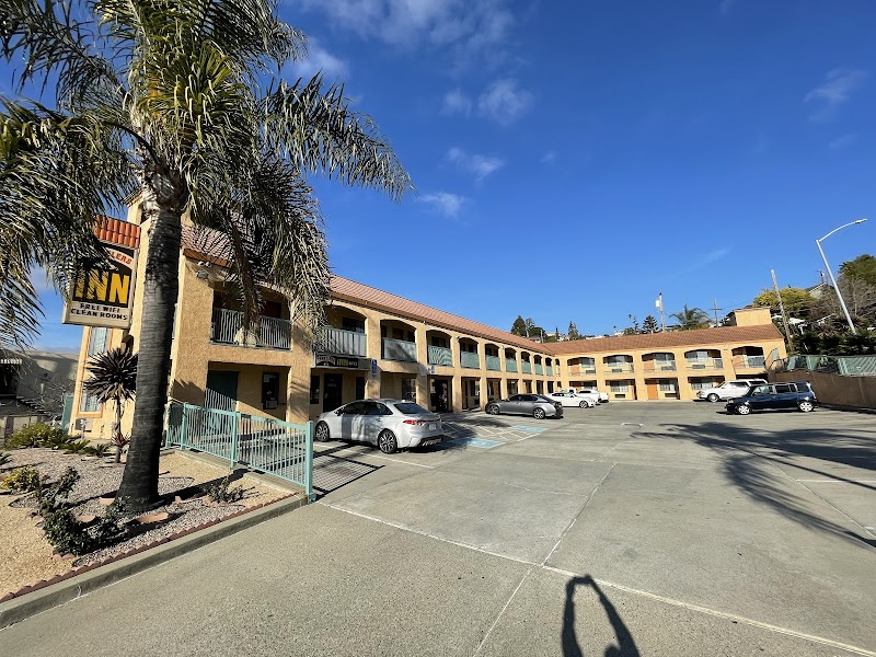 Travelers Inn photo 4