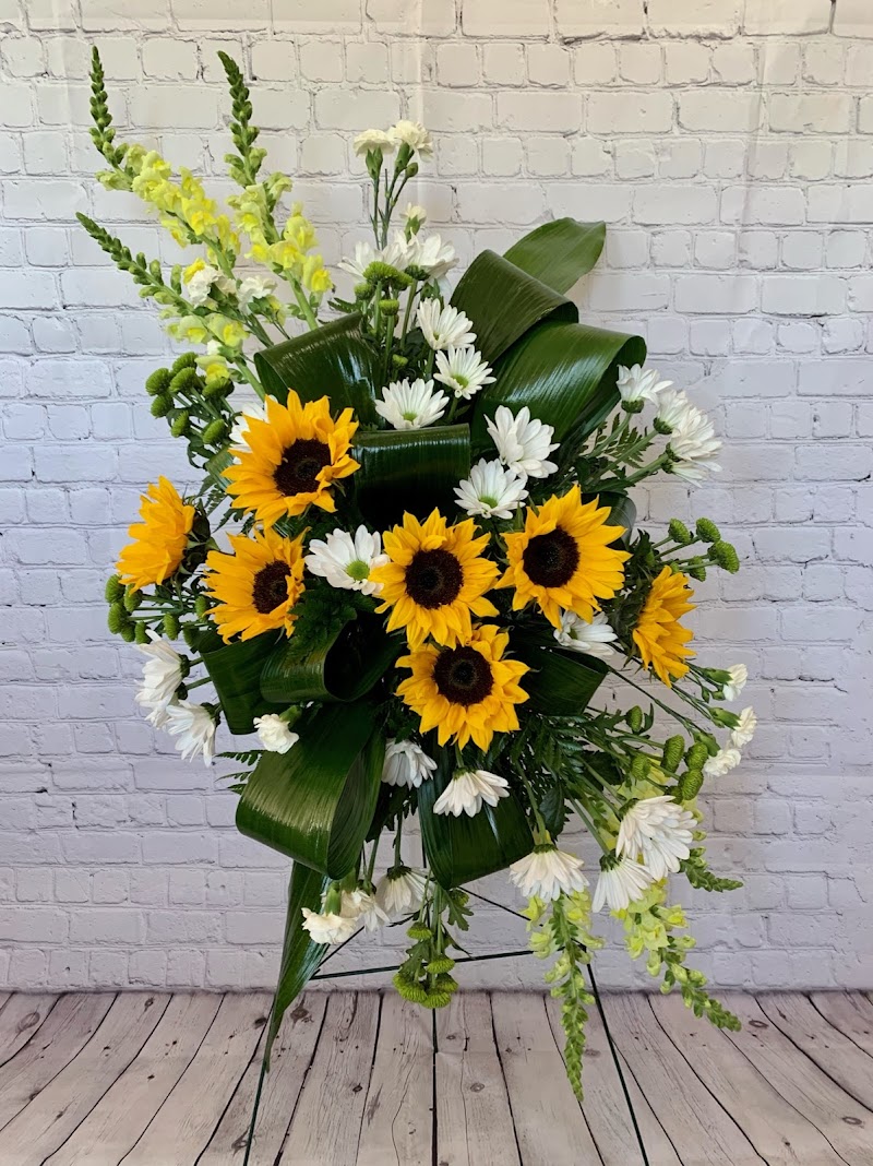 Flowers N More photo 3