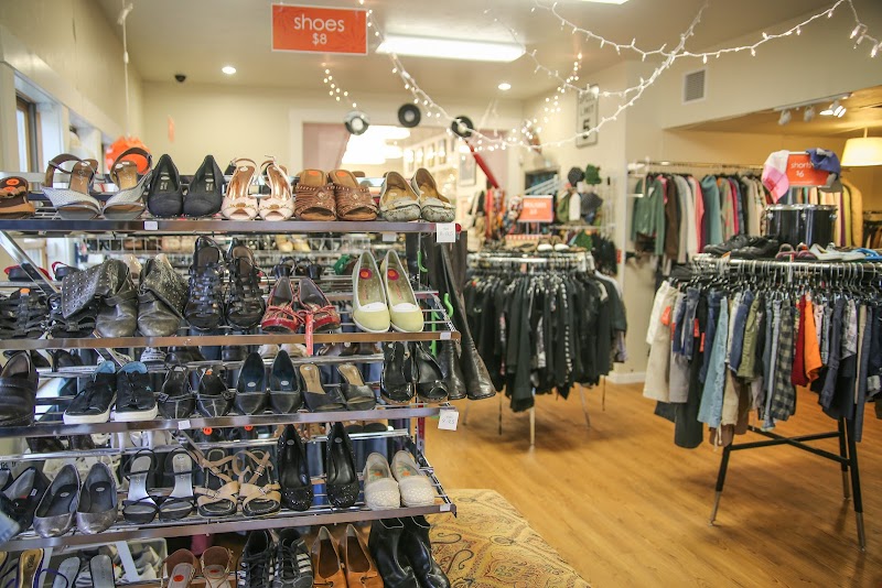 Bohème Clothing & Gifts photo 4