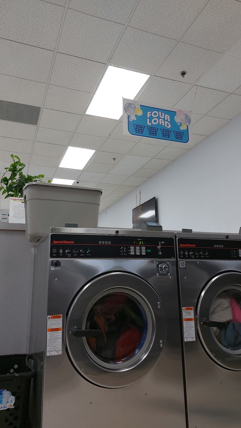 BB's Laundromat & Dry Cleaners photo 5