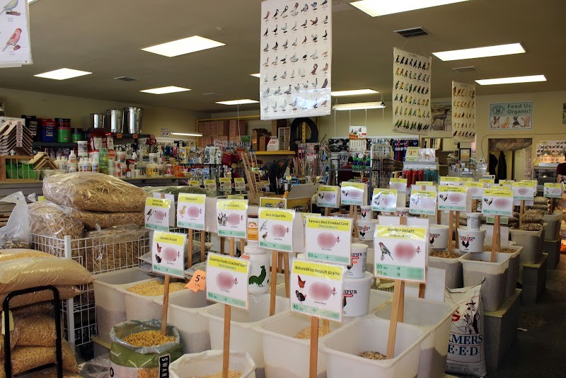 El Granero Feed & Pet Supplies photo 2