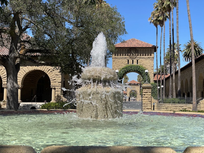 Memorial Court photo 5