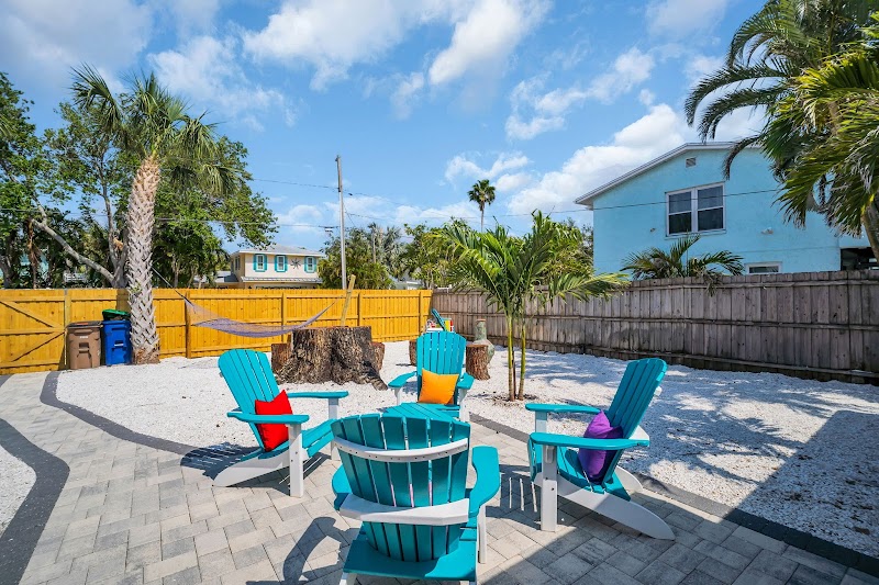 Salt and Sand Vacation Cottages photo 3