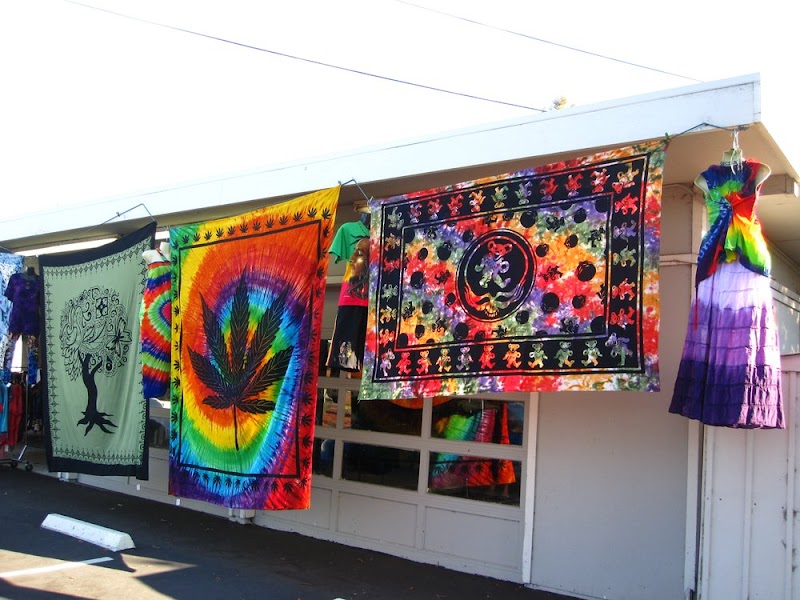 Cali Kind Clothing Co photo 3