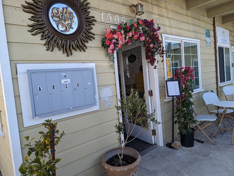 Golden Sol Wellness Bar photo 4