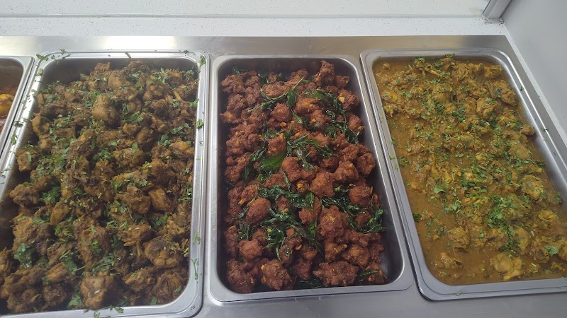 Curry Leaf - Indian Market & Eatery photo 2
