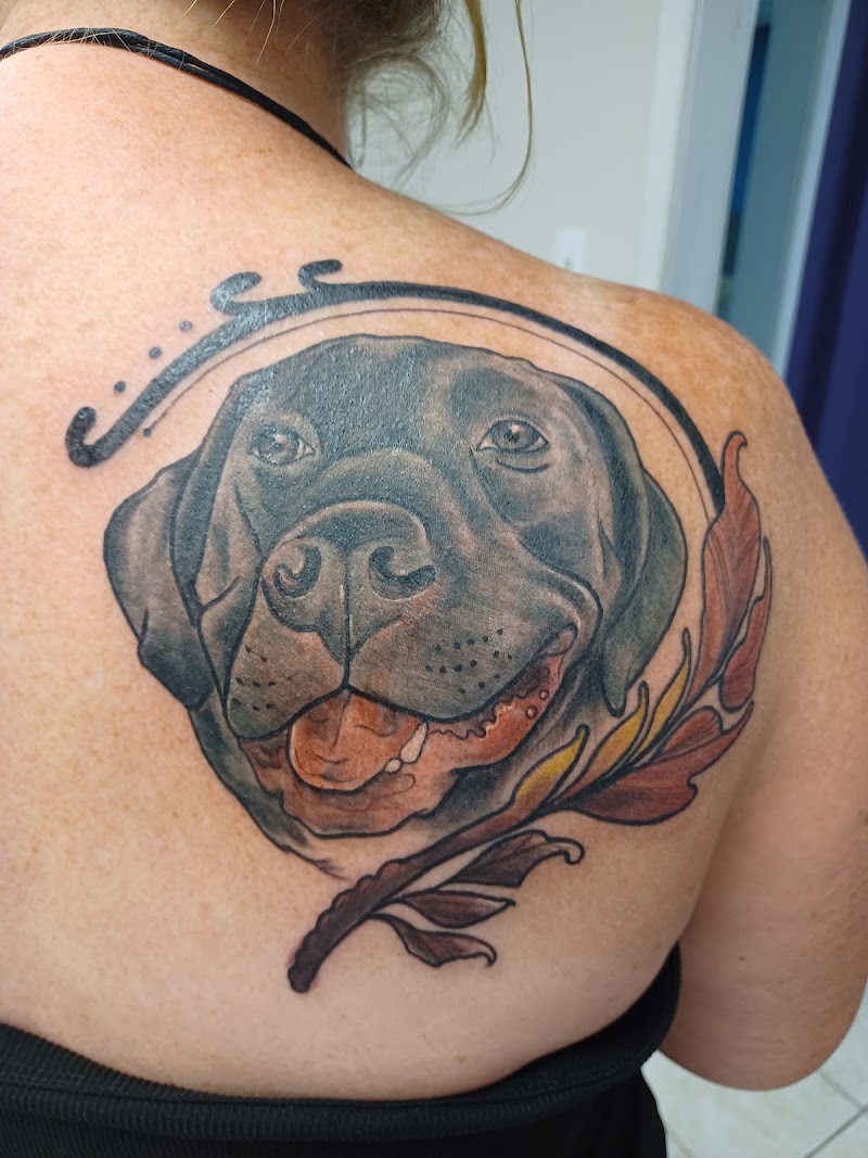 Hanks Tattoo photo 2