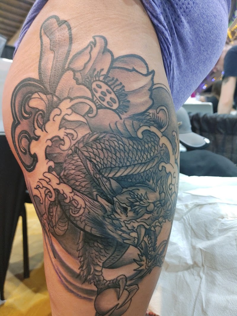Photo of Hanks Tattoo