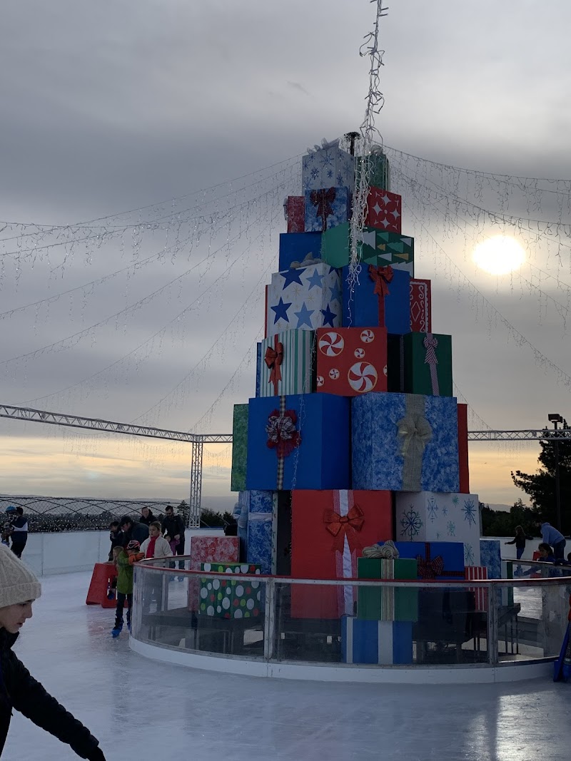 3Crosses Christmas Village photo 2
