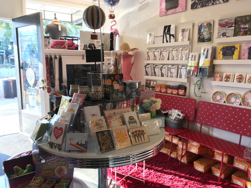 Mad Mod Shop photo 4
