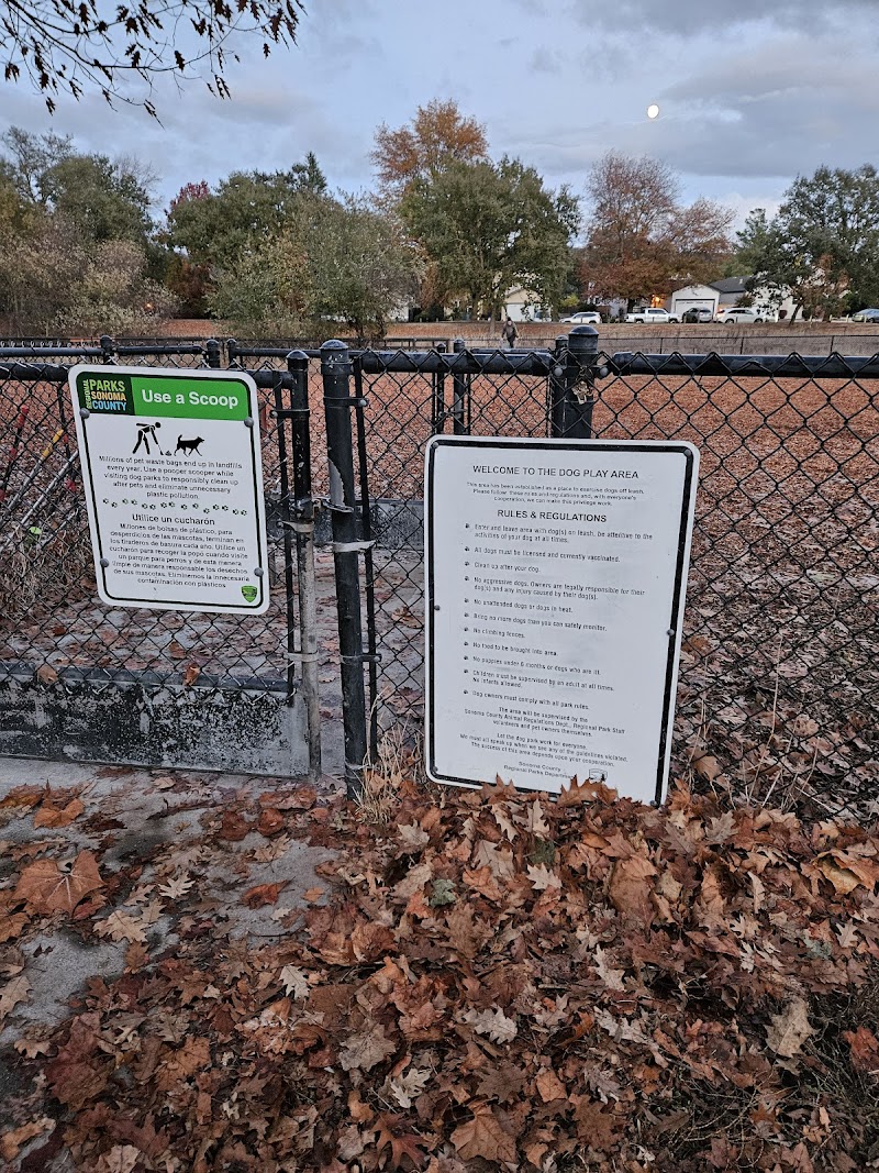 Ernie Smith-Park Dog Park photo 4