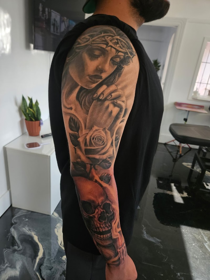 The Ink House Tattoo photo 4