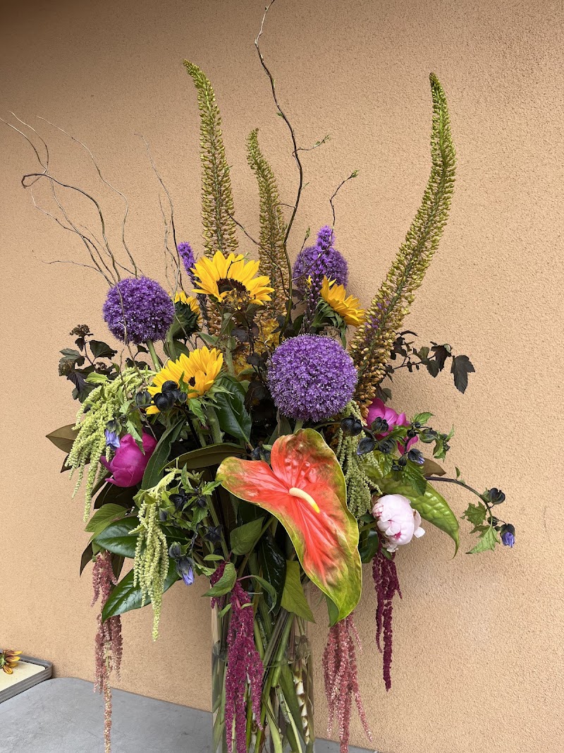 Flowers By Myrna photo 5