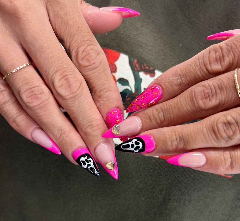 M. Nails & Spa photo 4