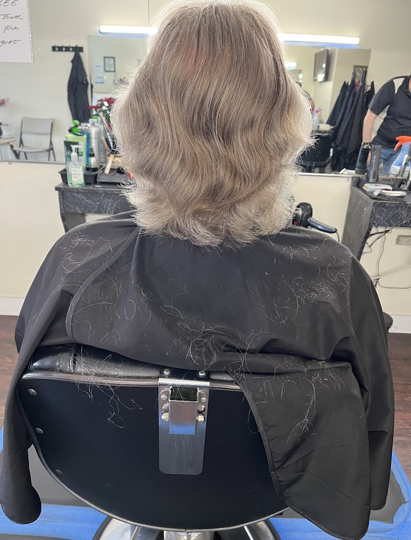 Julie's Barbershop photo 3