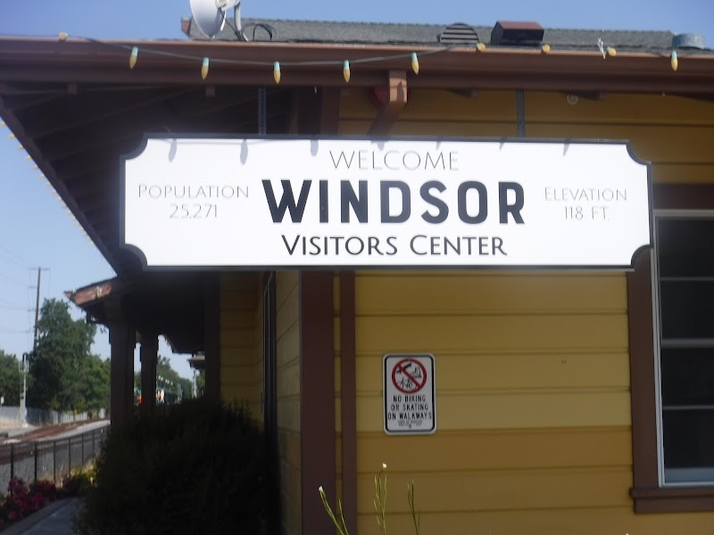 Photo of Windsor Rd & Windsor Depot