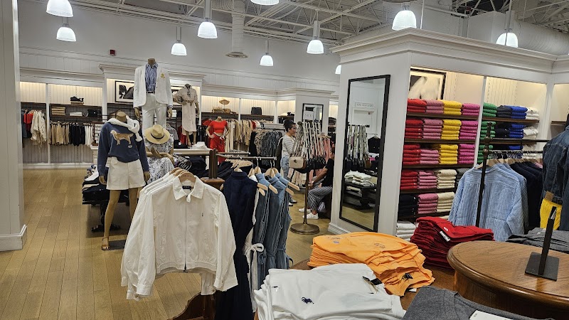 Tanger Outlets Deer Park photo 2