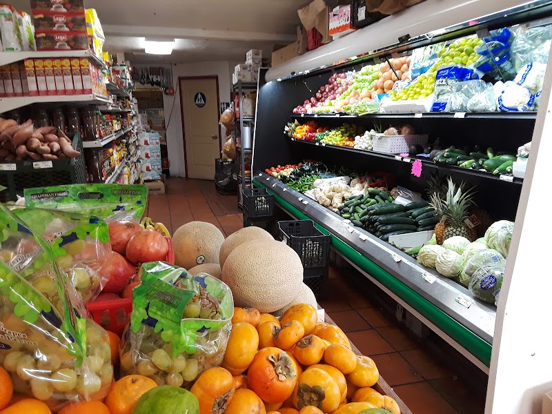 Tienda Y Panaderia Iniguez photo 4
