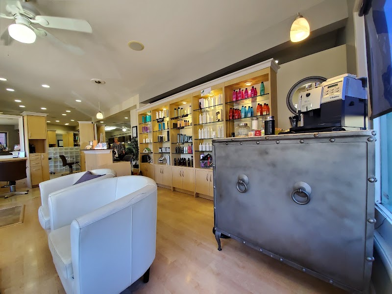 Photo of Christiano's Salon