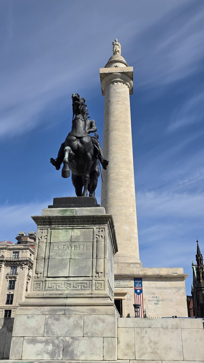 Photo of Marquis de Lafayette Statue