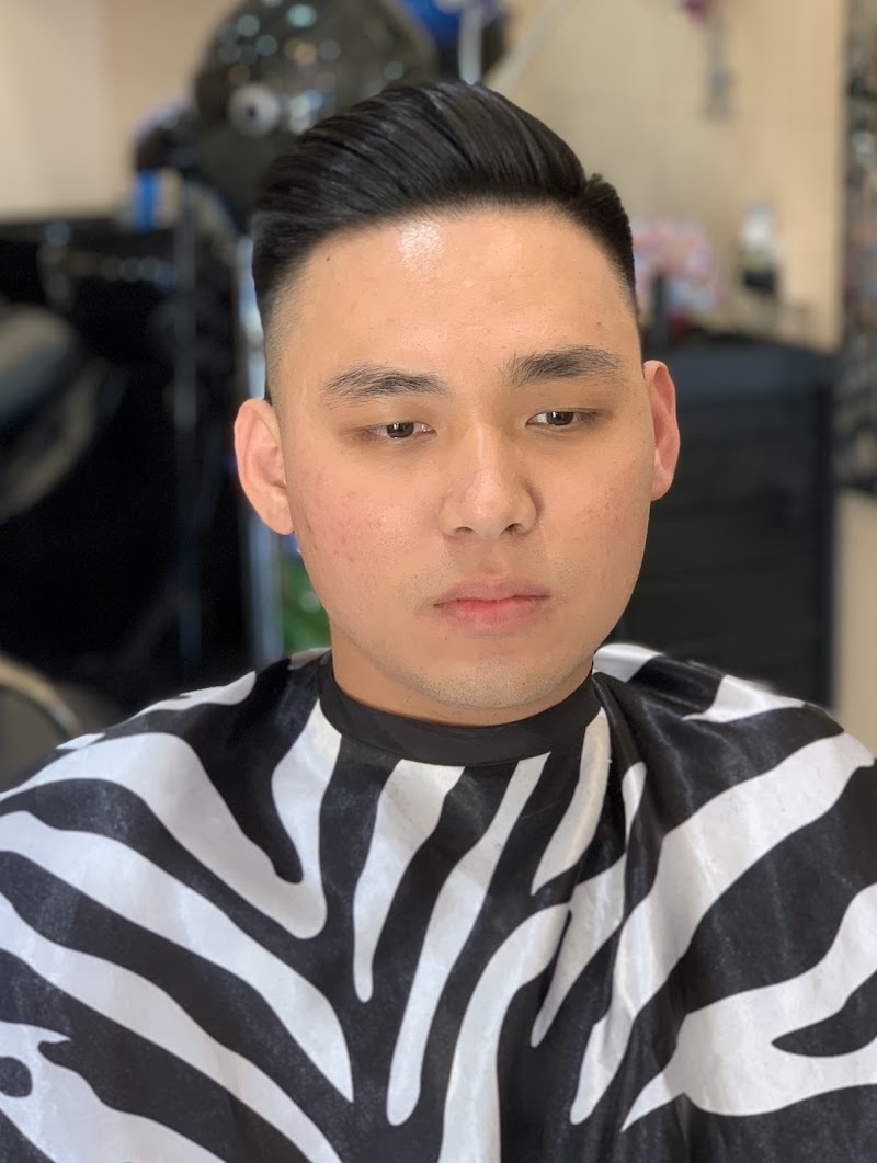 Glamor Cuts photo 4