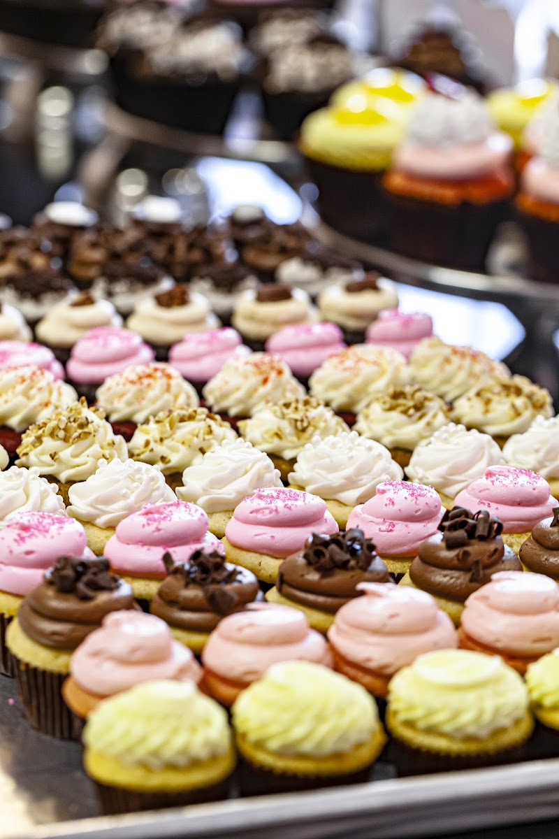 Smallcakes Cave Creek photo 2