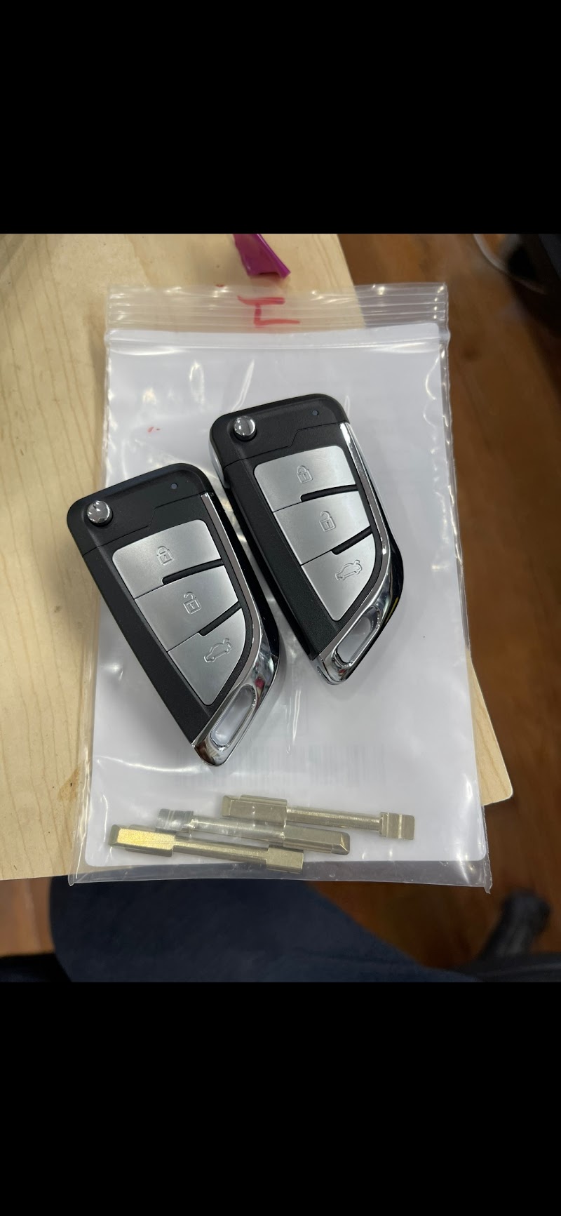 Express Locksmith & Car Keys photo 2