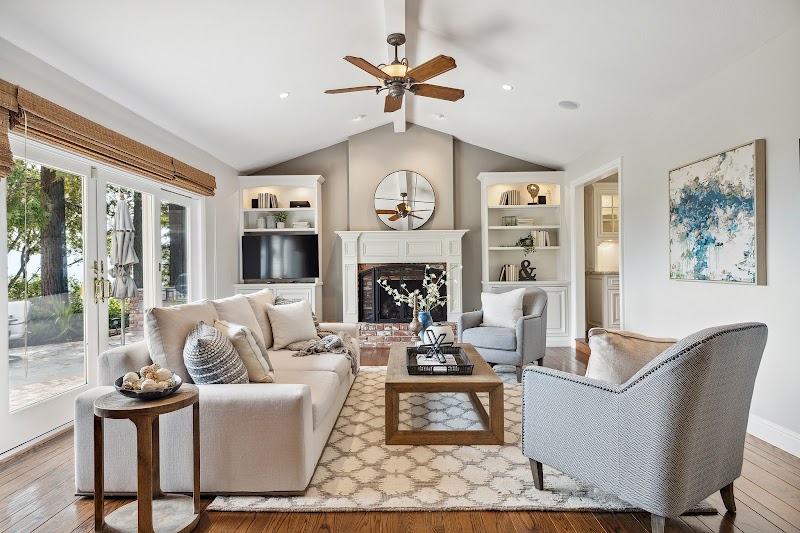 Michelle Torretta, REALTOR | The Agency photo 3