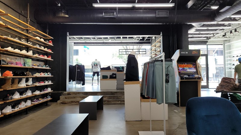 Shoe Palace photo 4