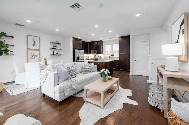 The Murtagh Team | Julia Murtagh Owner & Founder | Compass REALTOR® DRE #01751854 photo 3