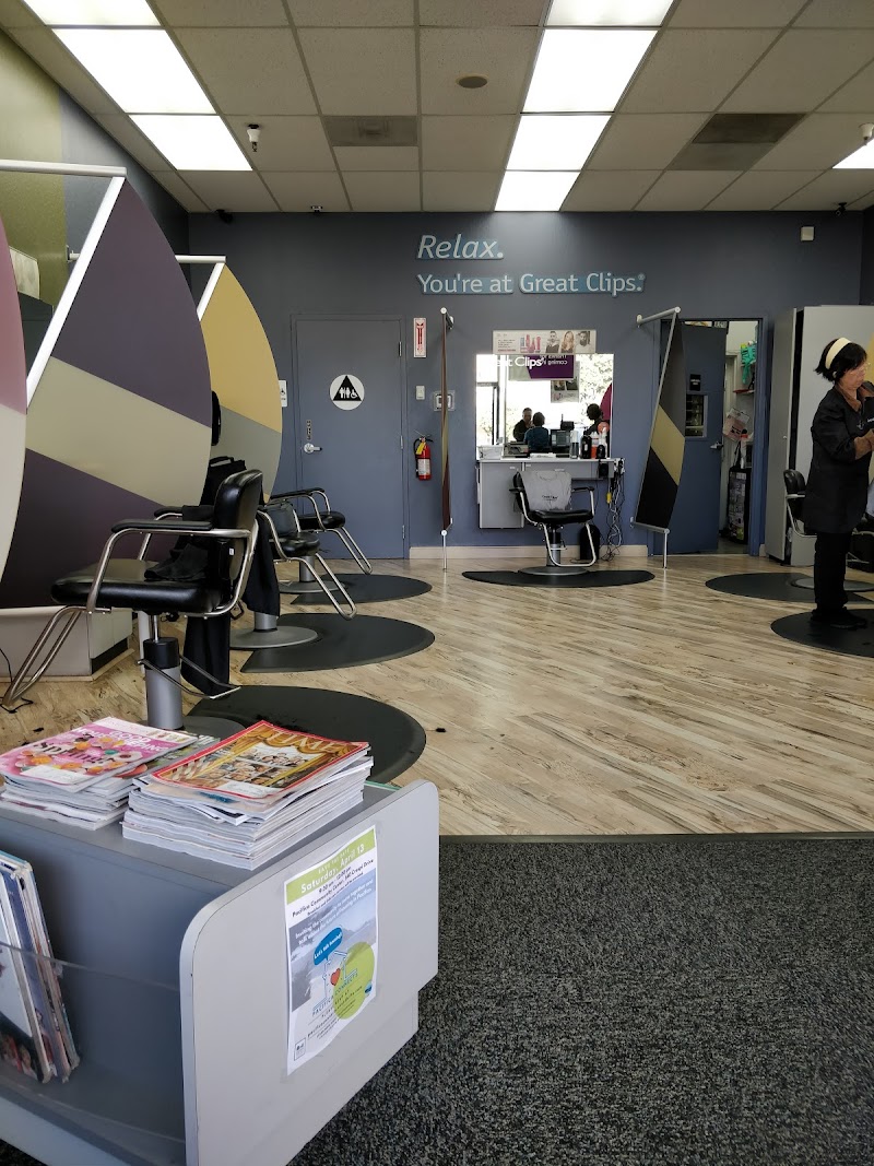 Great Clips photo 3