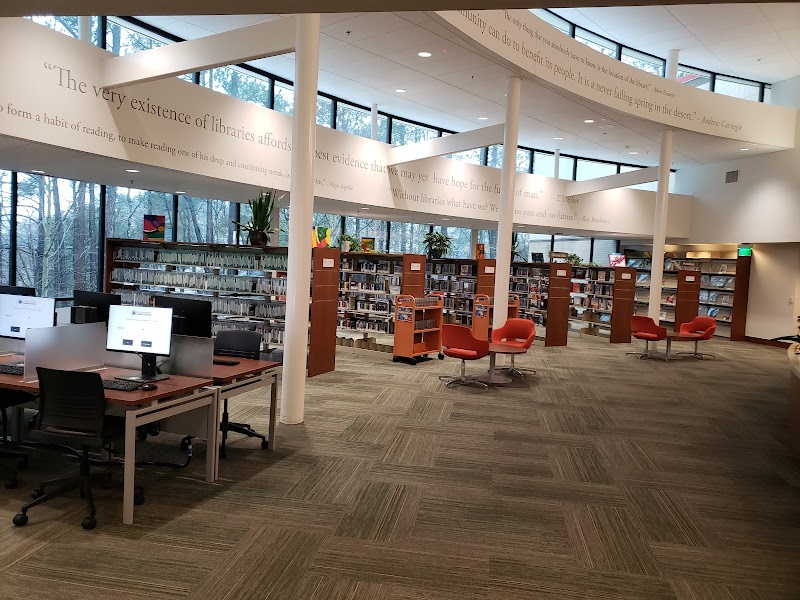 Photo of Gladys S. Dennard Library at South Fulton