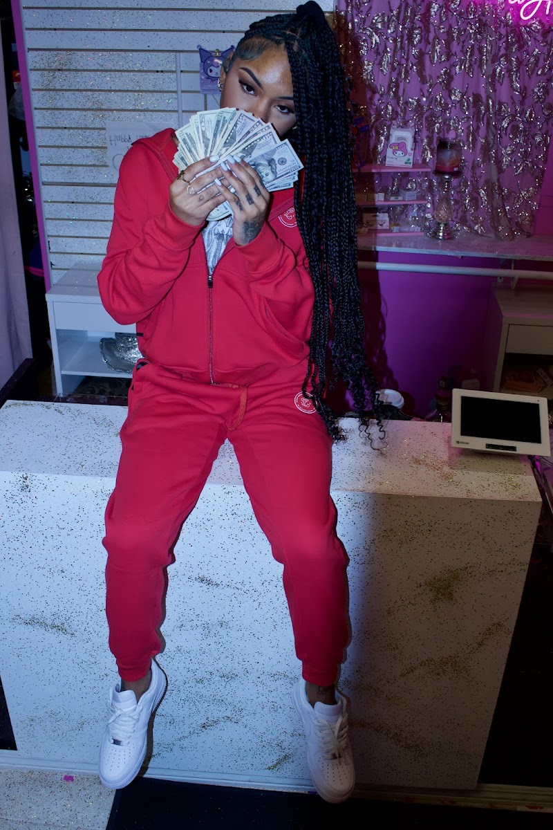 Loyalty 645 Boutique photo 3