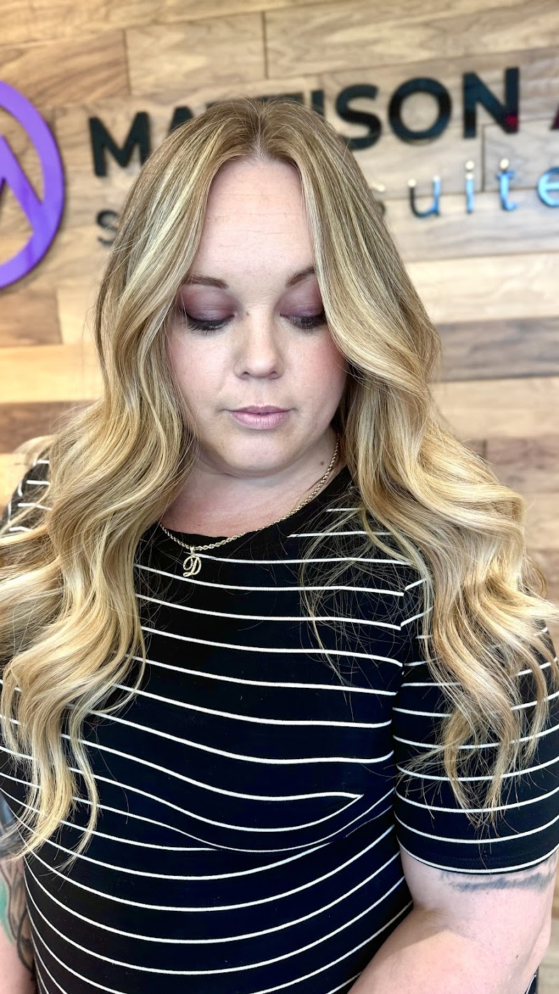 Mira Bella Salon photo 2