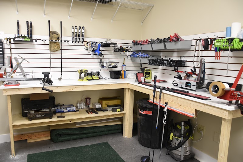 Swing Shack Indoor Golf & Club Repair photo 4