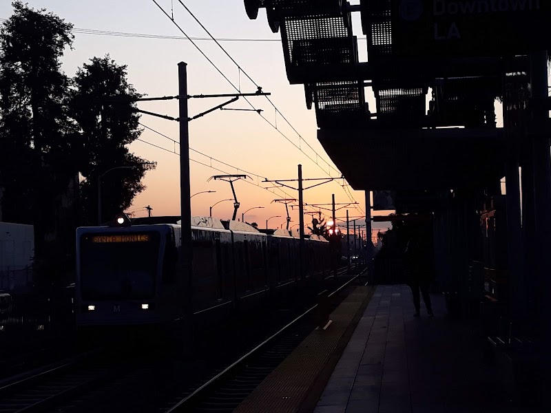 Expo / Western photo 3