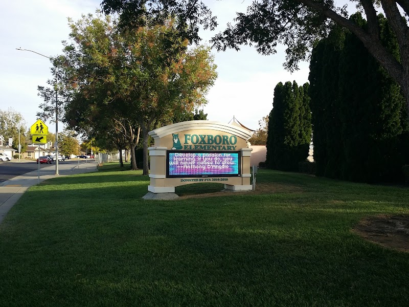 Photo of Foxboro Elementary School