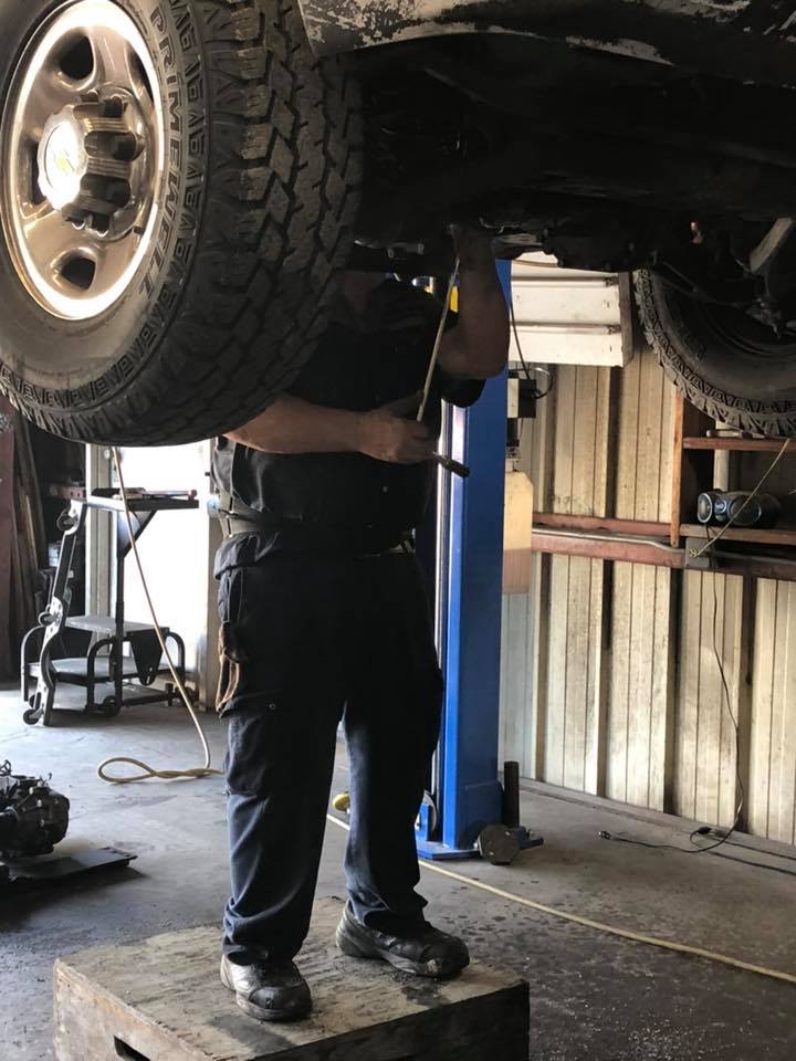 Wray's Auto Service Inc. photo 3
