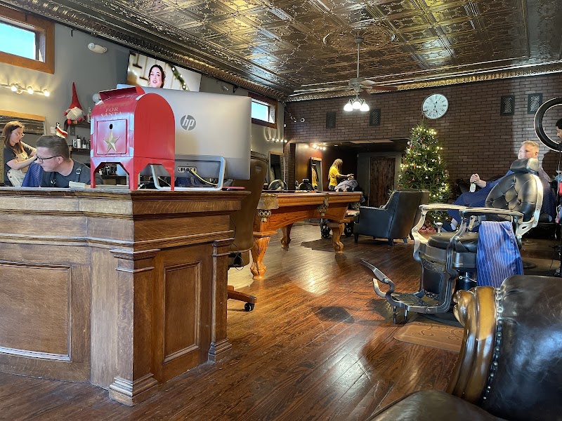 The Gentlemen's Quarters photo 2