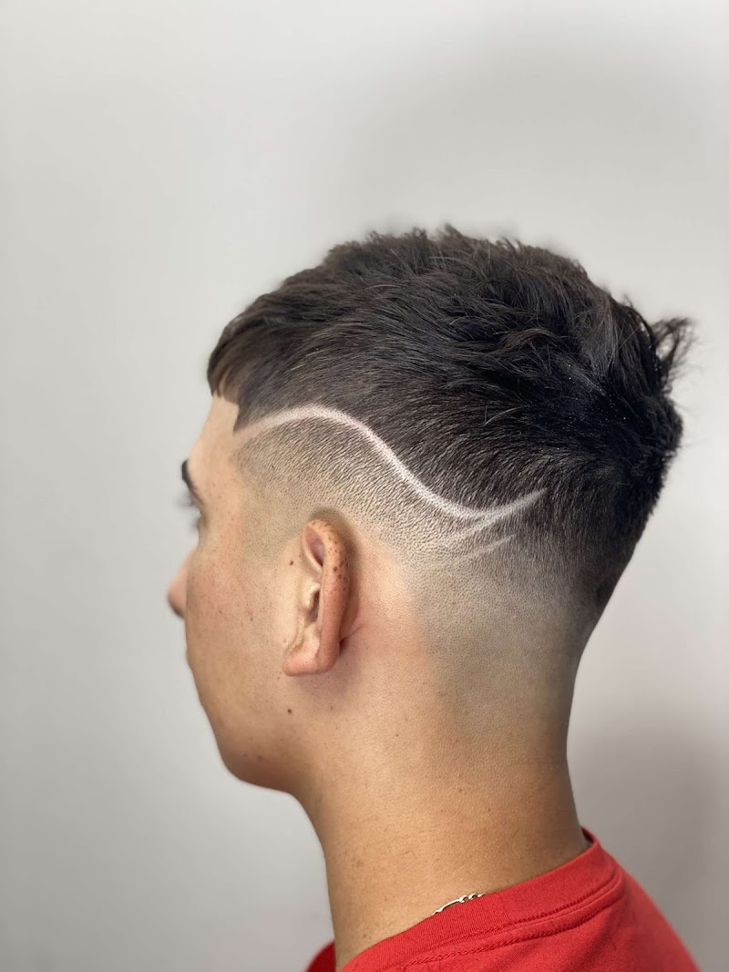 La Familia Barbershop photo 5