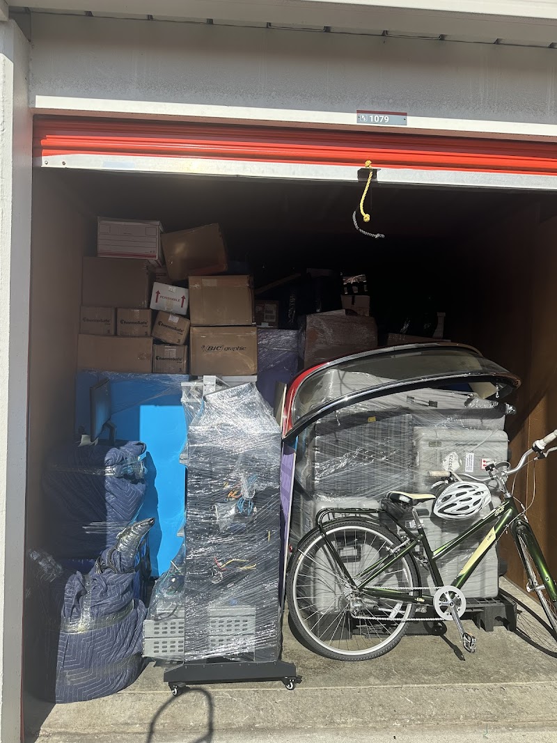 The Flying House Moving Services photo 3