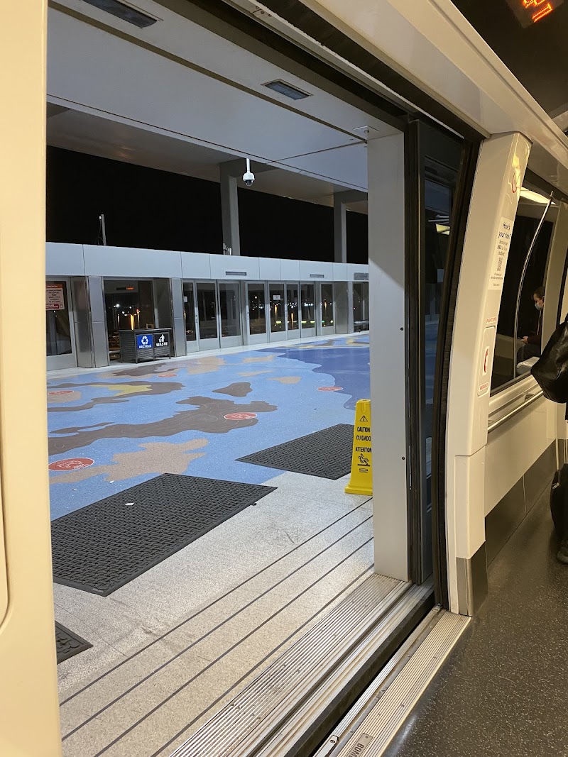 East Economy Station photo 4